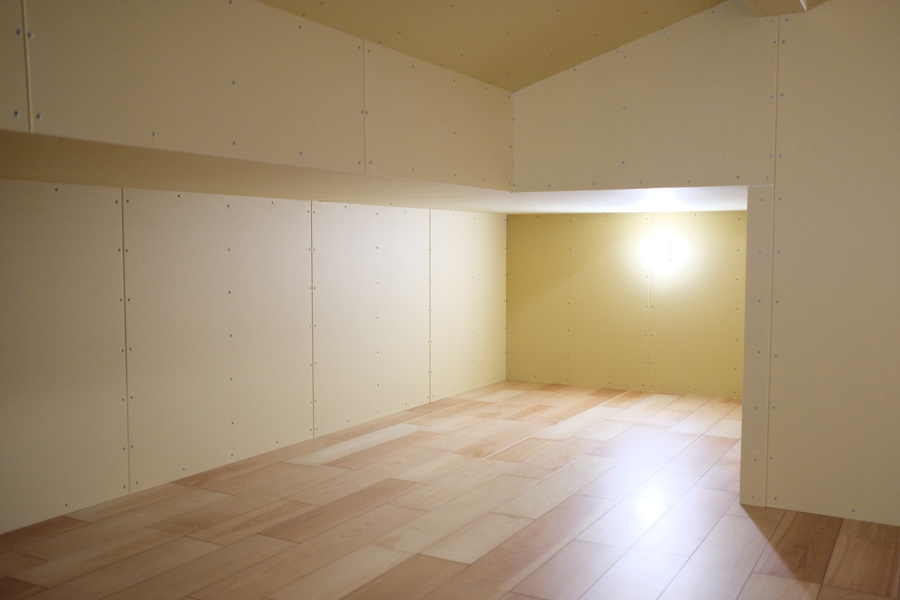 小屋裏収納は合理的な仕上でコスト調整